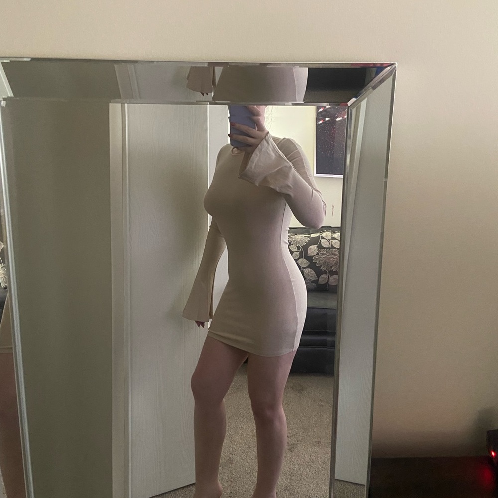 Meshki Bayley Flare Sleeve Mini Dress - Cream - Picture 7 of 7